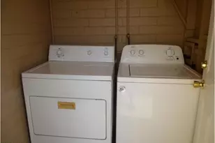 946 E Loma Vista Dr, Tempe, AZ 85282 - Photo 15