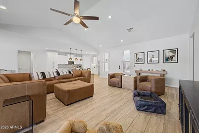 14642 W Plum Road, Surprise, AZ 85387 - Photo 7