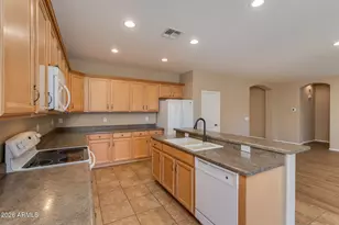613 W Stanley Ave, San Tan Valley, AZ 85140 - Photo 13