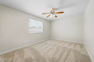 2447 E Larkspur Dr, Phoenix, AZ 85032 - Photo 31