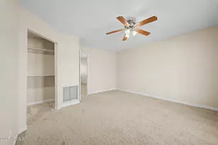 2447 E Larkspur Dr, Phoenix, AZ 85032 - Photo 17