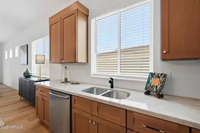 2009 E Don Carlos Avenue, Tempe, AZ 85281 - Photo 17