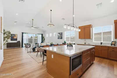 2009 E Don Carlos Avenue, Tempe, AZ 85281 - Photo 13