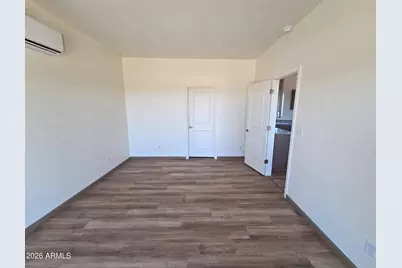14176 S Nash Road, Yucca, AZ 86438 - Photo 11