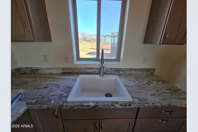 14176 S Nash Road, Yucca, AZ 86438 - Photo 9
