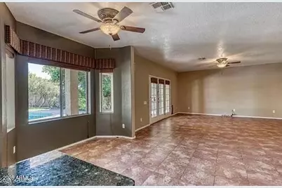 15811 N 9th Avenue, Phoenix, AZ 85023 - Photo 7