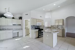 15251 W Verde Ln, Goodyear, AZ 85395 - Photo 5