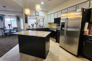7425 W Jenan Dr, Peoria, AZ 85345 - Photo 11
