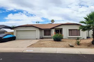7425 W Jenan Dr, Peoria, AZ 85345 - Photo 1
