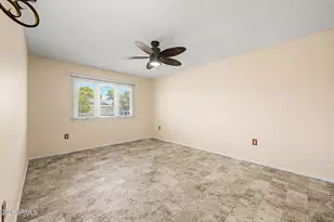 19817 N Sombrero Cir, Sun City, AZ 85373 - Photo 17