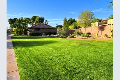 7884 E Horseshoe Lane, Scottsdale, AZ 85250 - Photo 15