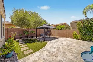 4478 W Goldmine Mountain Dr, San Tan Valley, AZ 85144 - Photo 27
