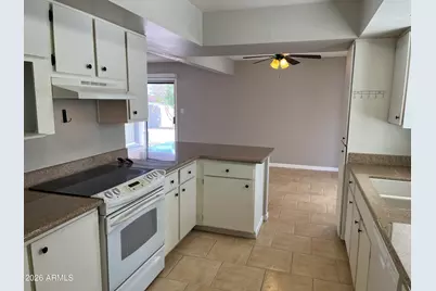 9334 E Sun Lakes Boulevard N, Sun Lakes, AZ 85248 - Photo 7