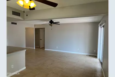 9334 E Sun Lakes Boulevard N, Sun Lakes, AZ 85248 - Photo 5