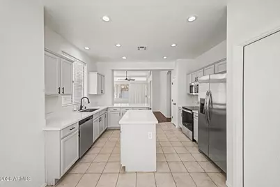 1332 W Thompson Way, Chandler, AZ 85286 - Photo 11