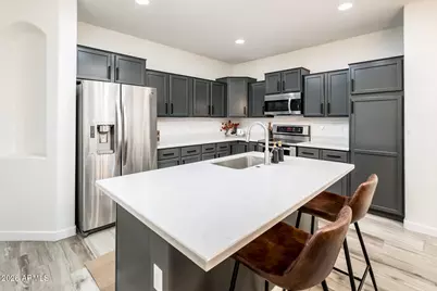 7910 W Melinda Lane, Peoria, AZ 85382 - Photo 5