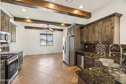 3725 W Long Drive, Eloy, AZ 85131 - Photo 7