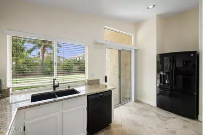 3527 E Kristal Way, Phoenix, AZ 85050 - Photo 19