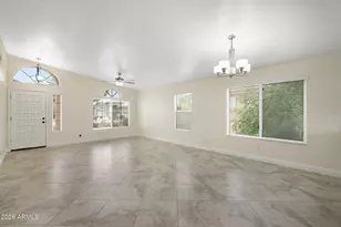 3527 E Kristal Way, Phoenix, AZ 85050 - Photo 13