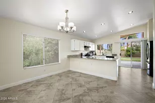 3527 E Kristal Way, Phoenix, AZ 85050 - Photo 11