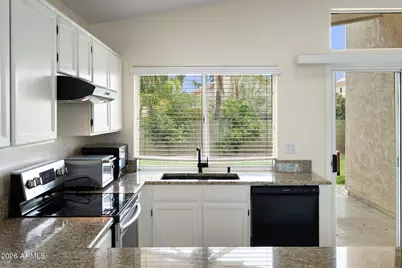 3527 E Kristal Way, Phoenix, AZ 85050 - Photo 15