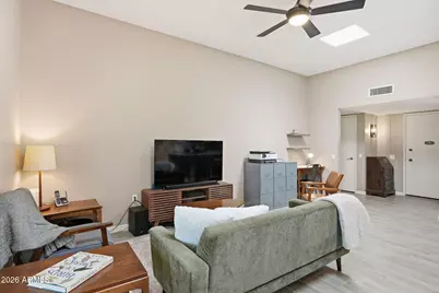 10333 W Highwood Lane, Sun City, AZ 85373 - Photo 7