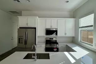 3173 W Peak View Rd, Phoenix, AZ 85083 - Photo 19