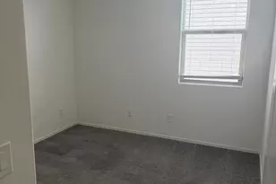 12552 W Midway Ave, Glendale, AZ 85307 - Photo 9