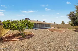 11426 N Blue Ridge Dr, Sun City, AZ 85351 - Photo 35