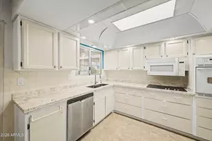 11426 N Blue Ridge Dr, Sun City, AZ 85351 - Photo 11