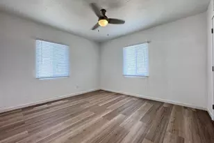 2012 N 24th Pl, Phoenix, AZ 85008 - Photo 13