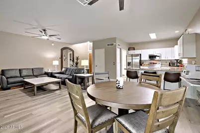 19724 N 110th Lane, Peoria, AZ 85373 - Photo 9