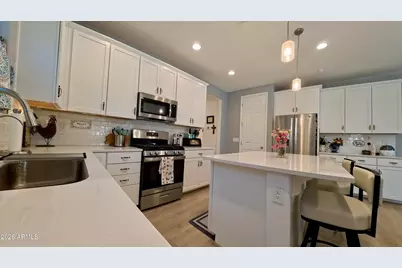 40105 W Elm Drive, Maricopa, AZ 85138 - Photo 11