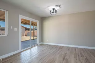 7727 W Earll Dr, Phoenix, AZ 85033 - Photo 13