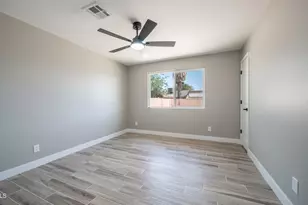7727 W Earll Dr, Phoenix, AZ 85033 - Photo 21