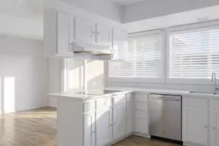 1732 E Baker Dr, Tempe, AZ 85282 - Photo 9