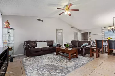10096 N 63rd Avenue, Glendale, AZ 85302 - Photo 7