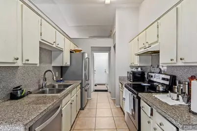 10096 N 63rd Avenue, Glendale, AZ 85302 - Photo 13
