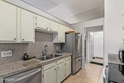 10096 N 63rd Avenue, Glendale, AZ 85302 - Photo 15