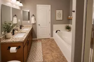 8773 W Dahlia Dr, Peoria, AZ 85381 - Photo 21