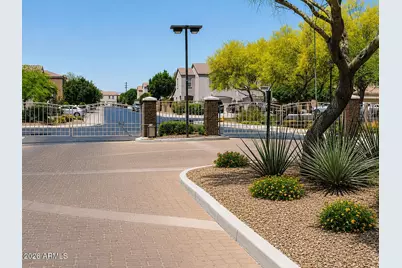 8773 W Dahlia Drive, Peoria, AZ 85381 - Photo 31