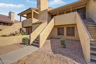 4901 S Calle Los Cerros Dr, Tempe, AZ 85282 - Photo 3