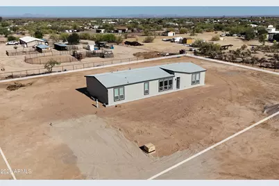 24046 E Cholla Road, Florence, AZ 85132 - Photo 1