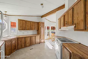 401 E Queen Creek Dr, Queen Valley, AZ 85118 - Photo 9