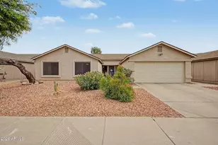 3073 W Country Club Terrace, Phoenix, AZ 85027 - Photo 1
