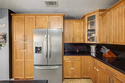 3073 W Country Club Terrace, Phoenix, AZ 85027 - Photo 11