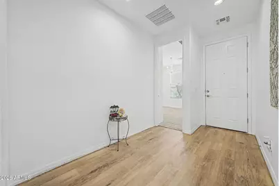7521 W Superior Avenue, Phoenix, AZ 85043 - Photo 7