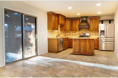 42275 W Calle Street, Maricopa, AZ 85138 - Photo 5