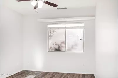 42275 W Calle Street, Maricopa, AZ 85138 - Photo 11