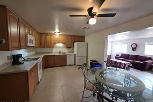 14008 N 37th Pl, Phoenix, AZ 85032 - Photo 7